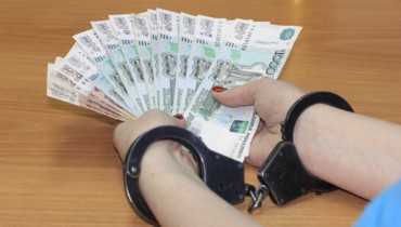 Директора филиала Адыгейского госуниверситета и ее команду обвинили во взяточничестве