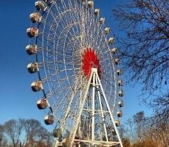Женщина выпала из кабинки нового колеса обозрения в Краснодаре