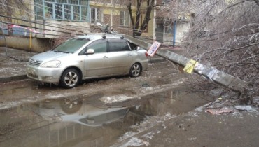 Последствия ледяного дождя на Кубани: без электричества остаются 29 тысяч человек