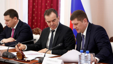 Вениамин Кондратьев провел встречу с ведущими архитекторами региона