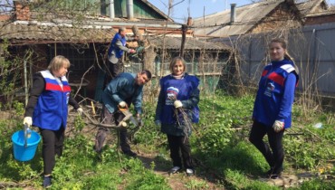 В Западном округе Краснодара около 30 тысяч человек вышли на общегородской субботник