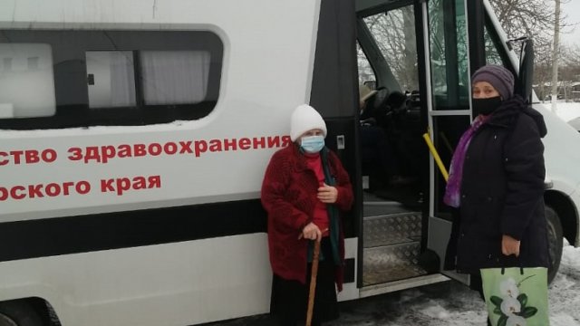 Мобильный пункт вакцинации от коронавируса появился в Брюховецком районе