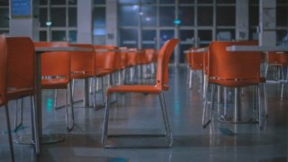 Школьник на Кубани распылил газовый баллончик, 15 детей пострадали