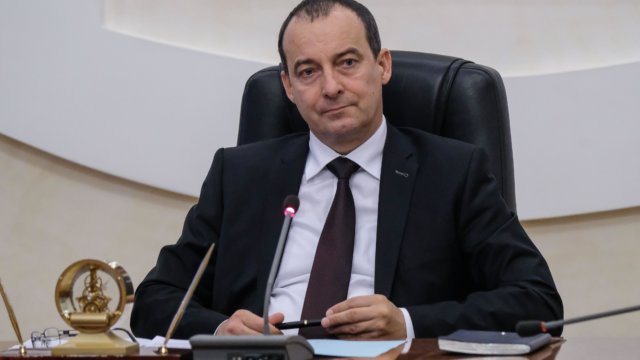 Юрий БУРЛАЧКО: «В неизменном приоритете — социальная сфера»