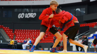 На Кубани более трехсот тысяч подростков занимаются самбо