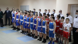 Мальчишки не умеют отступать