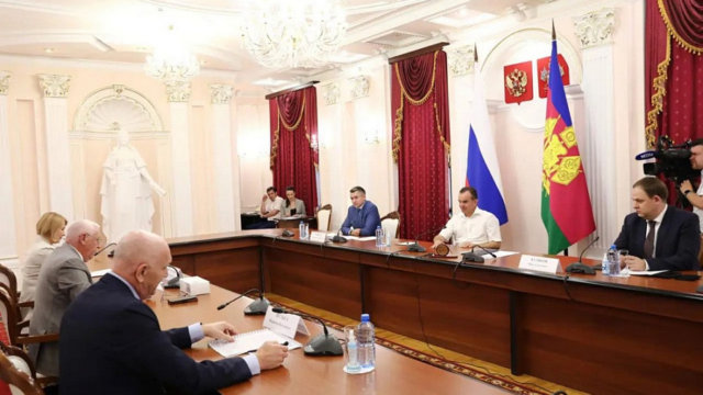 Губернатор Кубани встретился с председателем совета директоров крупнейшего в стране производителя латексных перчаток