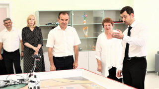 Губернатор Кубани Вениамин Кондратьев посетил новую школу в Краснодаре