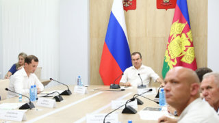 Губернатор Кубани Вениамин Кондратьев встретился с аграриями края