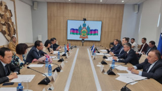 Замглавы администрации Краснодарского края Александр Руппель встретился с  послом Социалистической Республики Вьетнам Данг Минь Кхоем