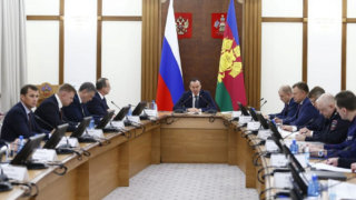 Глава региона Вениамин Кондратьев провел первое заседание краевого оперштаба