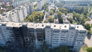 Выплаты в 10 000 рублей уже получили 99 жильцов пострадавшего дома в Ейске