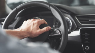 “РИА Рейтинг”: Жителям Кубани на покупку нового авто нужно копить 9 месяцев