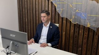 В эфире радио “Спутник” обсудили меры восстановления экономики новых регионов