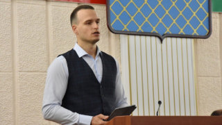 В работе круглого стола для предпринимателей и самозанятых принял участие глава профильного департамента Василий Воробъев
