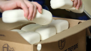 Кубанские предприятия получат средства для выпуска товаров первой необходимости