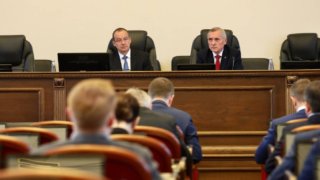 Председатель ЗСК Юрий Бурлачко рассказал о повестке следующей парламентской сессии