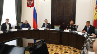 В ЗСК представили комитет военным вопросам, общественной безопасности, воспитанию допризывной молодежи и делам казачества
