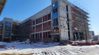 К 1 сентября дети смогут пойти в новую школу в посёлке Российском