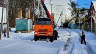 В Сочи и Туапсинском районе энергетики восстановили электроснабжение 75 % обесточенных из-за мощного снегопада потребителей
