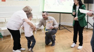 Депутат ЗСК посетил детский центр «Дети Лучики» 