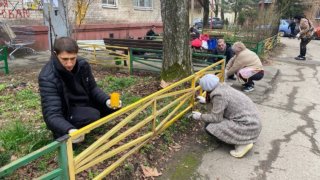 Жители Краснодара вышли на субботник