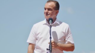 Вениамин Кондратьев поздравил жителей Кубани с Днём соцработника