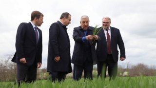 Глава кубанского парламента Юрий Бурлачко побывал с рабочей поездкой в Новокубанском районе