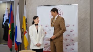 Депутат ЗСК Галина Головченко провела круглый стол по итогам акций, подготовленных к 9 мая 