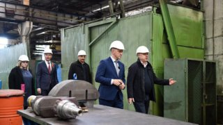 Евгений Наумов посетил предприятие по производству газового оборудования