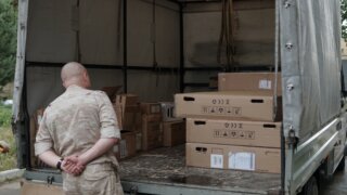 Депутат Законодательного Собрания Борис Юнанов помог военной части