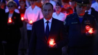 В День памяти и скорби депутаты ЗСК зажгли свечи в память о героях Великой Отечественной войны