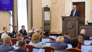 Депутаты приняли Обращение по совершенствованию обеспечения лекарствами жителей отдаленных населенных пунктов Кубани