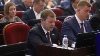 Поступательное решение проблем в экономике и соцсфере