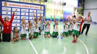 Прыгнули в последний вагон, а приехали на первое место!