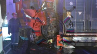 Две фуры столкнулись на Кубани, есть погибший