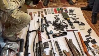 Полицейские на Кубани и в Приморье задержали подозреваемых в незаконном обороте оружия