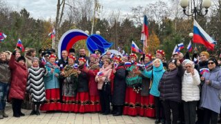 В сквере хутора Ленина открыли арт-объект «Сердце хутора»