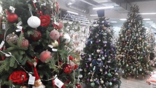 Стало известно, какую сумму жители Краснодара готовы потратить на подарки к Новому году