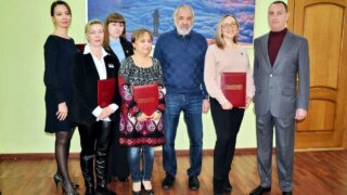 Депутат ЗСК Виктор Тепляков наградил сотрудников Сочинского нацпарка