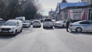 Водитель «Лексуса» в Сочи сбил ребенка на самокате