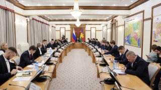 Кондратьев напомнил главам районов о персональной ответственности за неисполнение поручений жителей