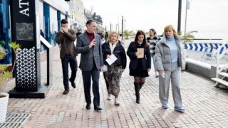 Депутат ЗСК Виктор Тепляков обсудил со специалистами вопросы озеленения центральной набережной в Сочи