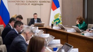 Депутат ЗСК Трубилин принял участие в работе оперштаба Минсельхоза РФ