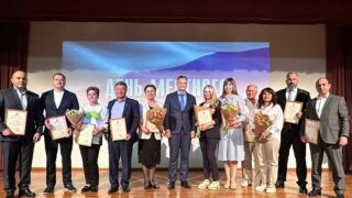 Депутат Вероника Иванчикова награждена грамотой главы Лазаревского района