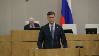 Депутат Алтухов прокомментировал внесенный в Госдуму законопроект о запрете продажи вейпов