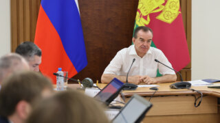 Глава Кубани: Необходимо освободить курортные города края от хаотичных торговых точек