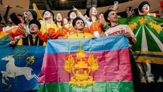 Вениамин Кондратьев поздравил жителей региона с Днем молодежи