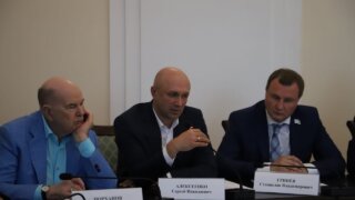 Депутаты ЗСК обсудили обеспечение кадрами системы здравоохранения