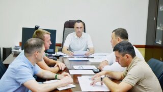 Депутат ЗСК Виктор Тепляков провёл совещание по вопросу использования спортобъектов в Сочи